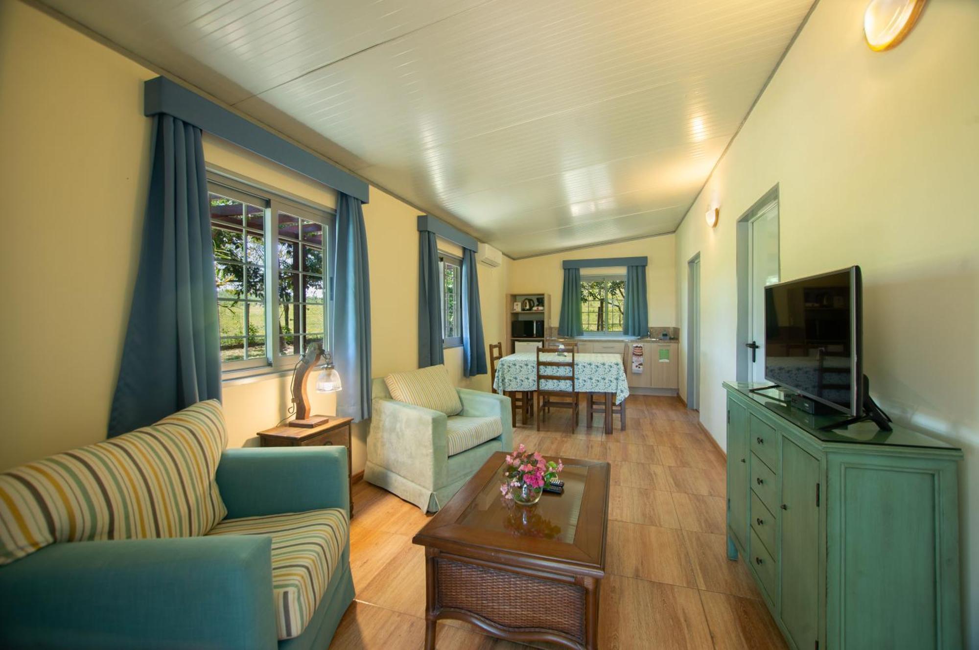 Vista Alegre Natural Resort - Bungalows Independencia Bagian luar foto